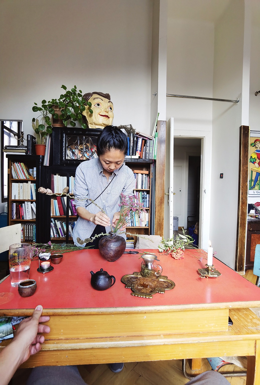 Photography of text Cooking with Ikebana